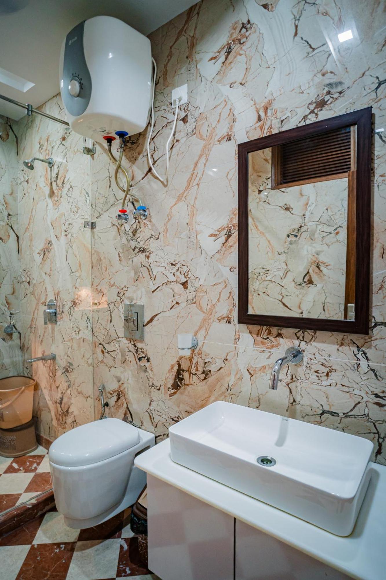 Bed and Breakfast Peepal Tree Residency Near Max Hospital Saket à New Delhi Extérieur photo